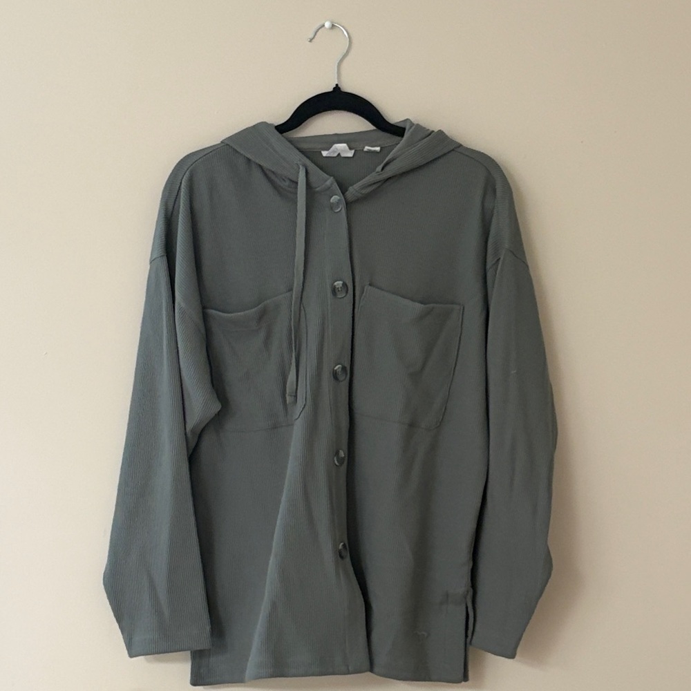 NWOT Button-Up Hooded Cardigan Jacket in Olive Green
